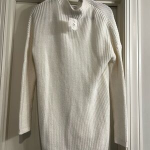 For Life White Knot Sweater. Sz: M